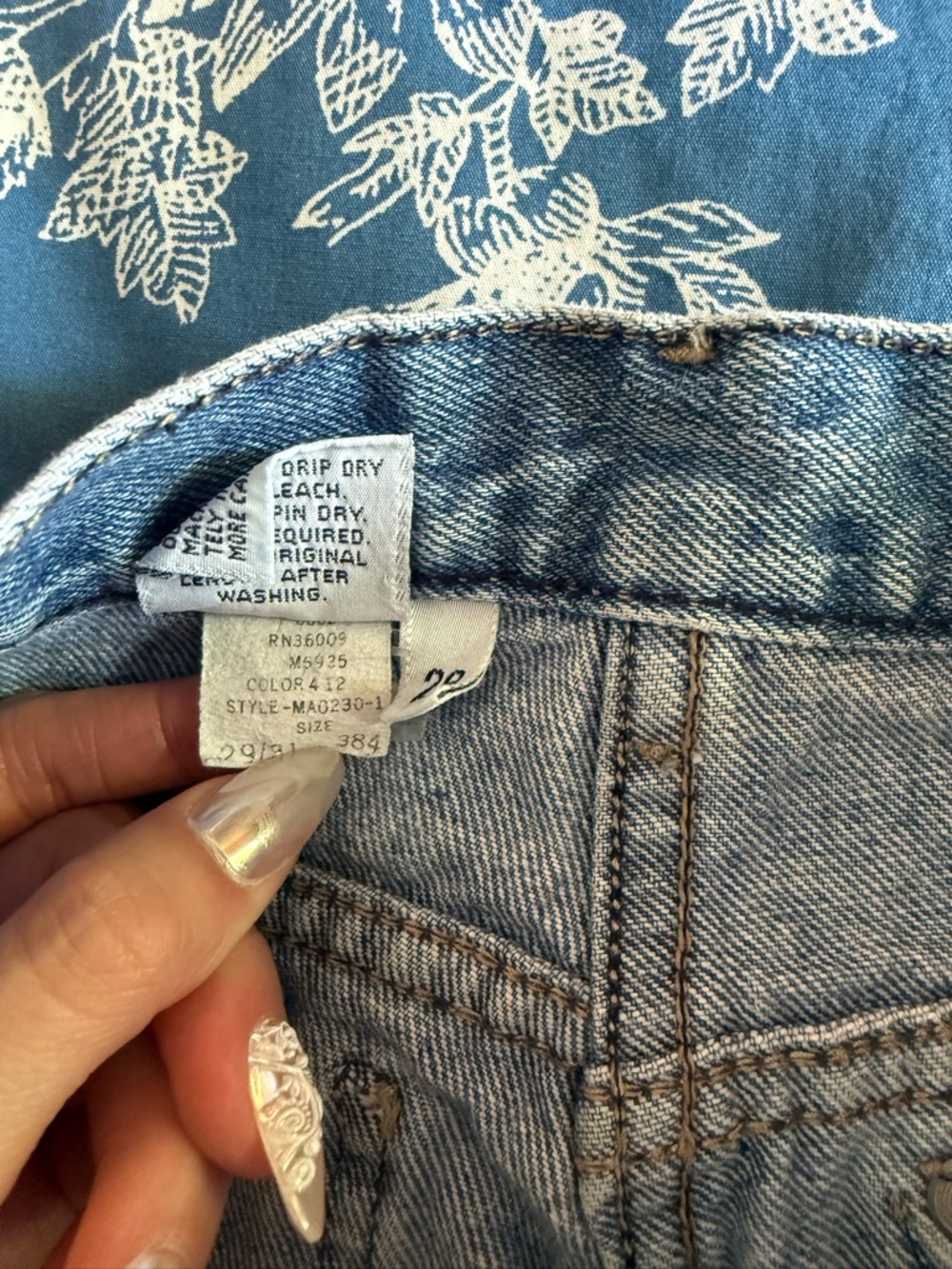 Calvin Klein Light Blue Denim Jeans with Branded Button - Picture 4 of 9